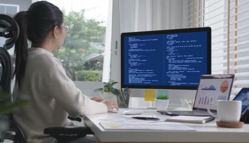 巴中企业数字化解决方案：机器学习赋能商业模式升级的核心路径